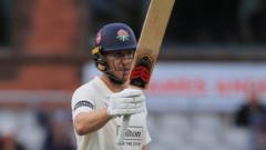 Wells signs new deal with Lancashire until 2028