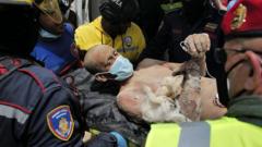 Horas críticas para encontrar más sobrevivientes tras el doble terremoto en Venezuela; se siente una fuerte réplica en Caracas