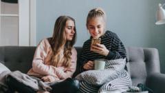 Should Social Media for Teens Come with Health Warnings?