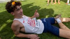 Teen runs in one shoe to help GB win silver medal