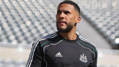 Lascelles 'emotional' after returning from knee injury 