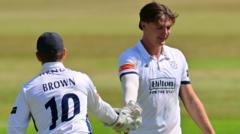 Baker stars but Hants batters falter against Notts