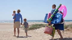 How Can You Save Money on Your Summer Holiday? Discover Six Booking and Accommodation Tips!