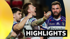 Late tries give Wakefield win at York