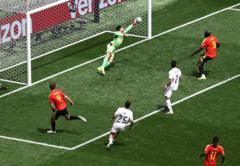 كأس العالم: مصر تتعادل أمام بلجيكا 1-1، ومواجهة منتظرة للسعودية أمام الأوروغواي