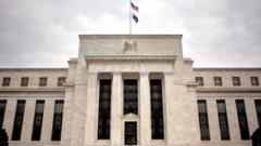 Fed’in faiz artırım sürecini yumuşatması bekleniyor
