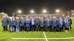 O Barc yr Arfau i bedwar llais: Côr y Gleision yn 20