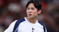 Portsmouth sign Spurs winger Yang on loan