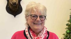 Galar: Grŵp i weddwon yn annog dynion i estyn llaw dros yr wŷl