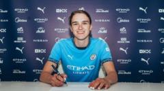 Manchester City Sign Bristol City Defender Naomi Layzell On Four-year ...