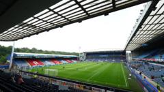 Swedish midfielder Henriksson joins Blackburn