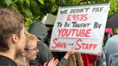 Staff 'between fury and despair' over uni job cuts