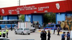 İnfaz düzenlemesiyle cezaevlerinden tahliyeler başladı