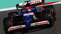 Ricciardo tops Bahrain GP first practice
