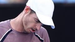 Subdued Murray loses in Australian Open first round