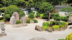 The Japanese garden gem hidden in a cemetery