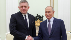 Slovak PM meets Putin in surprise Moscow visit