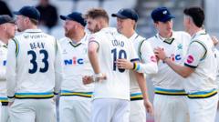 Coad boosts wickets tally against Northants