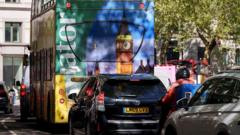 High air pollution alert issued by London mayor