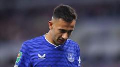 Palace criticised for 'messing' with McNeil mental health