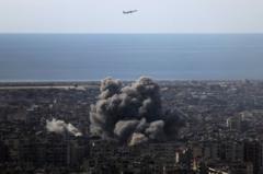 Trump: 'İran ile koşulsuz teslimiyet dışında anlaşma olmayacak'