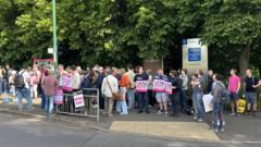 Students show solidarity with striking staff