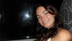 Sut brofiad yw symud i fyw i Awstralia?