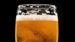 Склянка з пивом