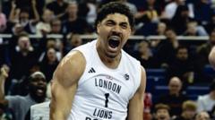 Lions overwhelm Phoenix for clean sweep of trophies