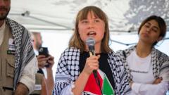 greta-thunberg-dan-belasan-aktivis-di-kapal-bantuan-gaza-akan-dideportasi-kata-pejabat-israel-kami-diculik-pasukan-israel