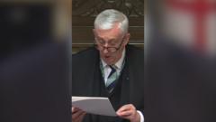 Speaker thanks Starmer as PMQs begins