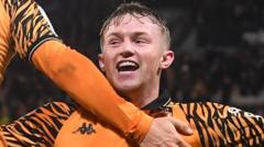 Holden praises 'grit, desire and quality'