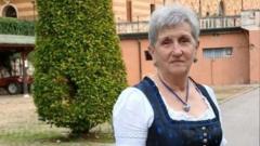 Mae'r Gymraeg yn rhan ohonof i - Arweinydd Cymru a'r Byd
