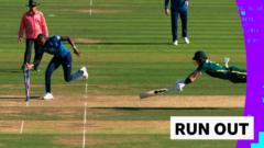 'It was all a bit Nathan Lyon!' - Archer wins the race after dropping ball