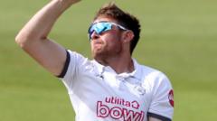 Hampshire on course to beat Worcestershire