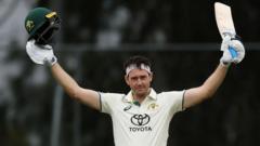 Surrey sign Australian Patterson for three matches