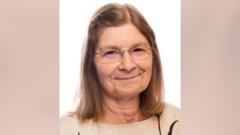 Councillor who defected from Reform told to resign