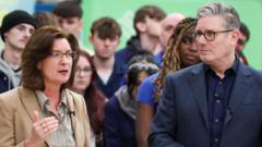 Morgan yn cefnogi Starmer er 'pryderon' dros benodiad Mandelson