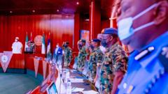 Awọn adari ileeṣẹ abo gbogbo ni Naijiria nibi ipade wọn pẹlu Aarẹ Buhari