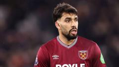 Flamengo make new £35m offer for West Ham's Paqueta