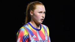 Arsenal defender Reid tears ACL in training