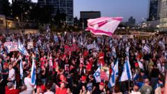 Israelis rally for hostage deal as talks continue
