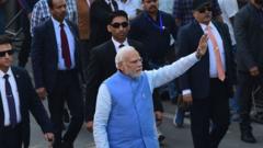गुजरात में मोदी