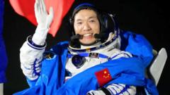 Watch Chinese space crew return to Earth