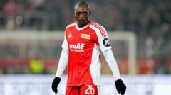 Charlton sign ex-Wolfsburg defender Roussillon