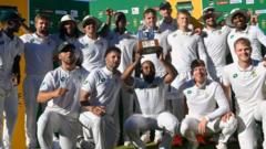 South Africa win Pakistan series to top Test table