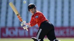 Blaze & Somerset boost Women's T20 Blast finals bid