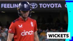 ‘England crumbling’ – Wareham takes two wickets in an over