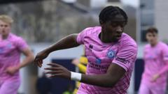 Walsall sign wing-back Clarke from Eastbourne