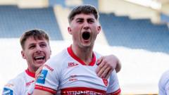 Hull KR loan out Whitehead and sign teenager Holden